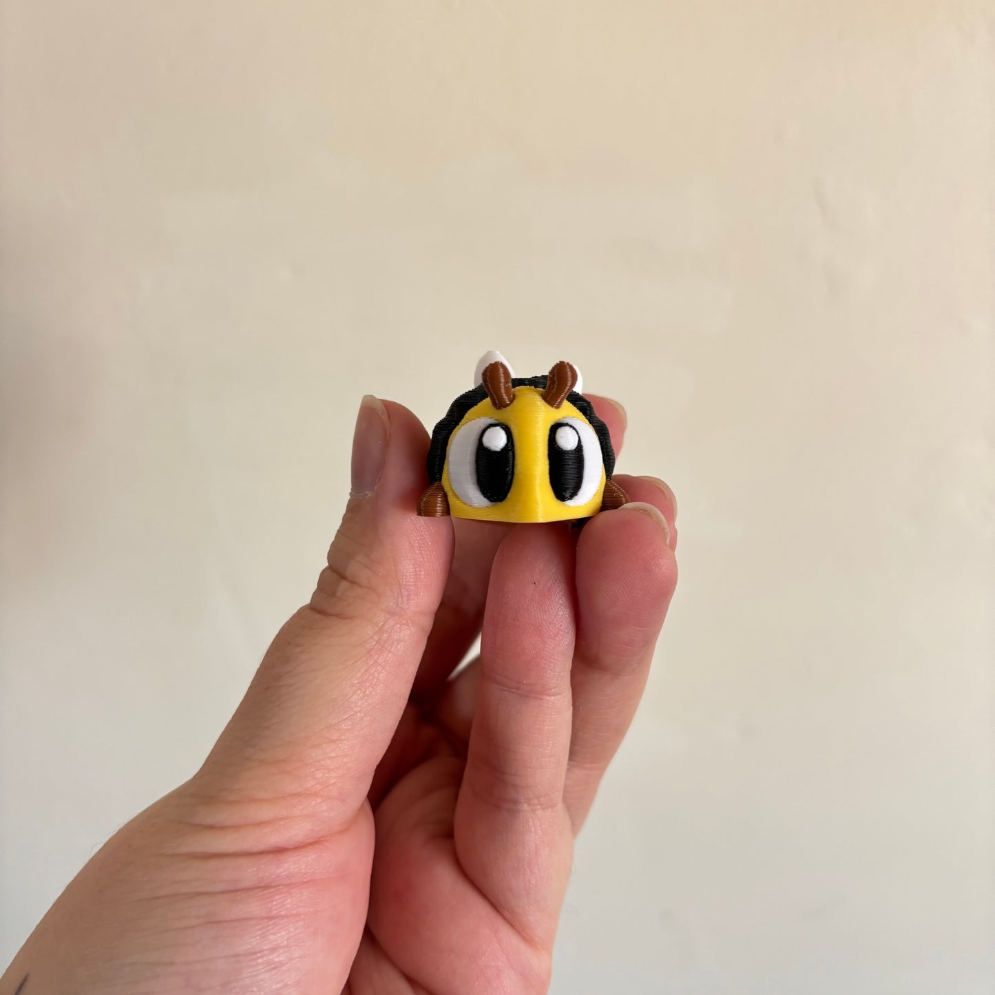 Wiggle Bumble Bee Mini Fidget