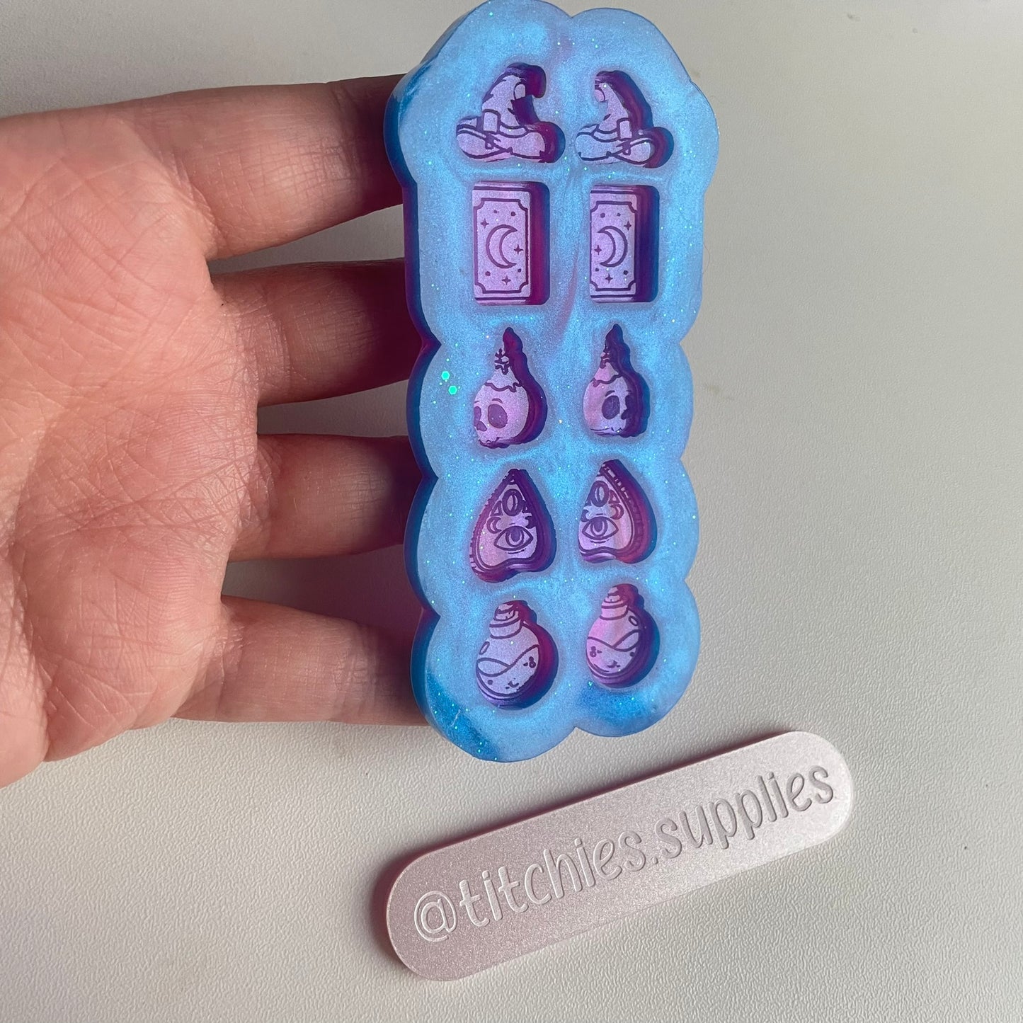 Magical Spooky Stud Palette Mould