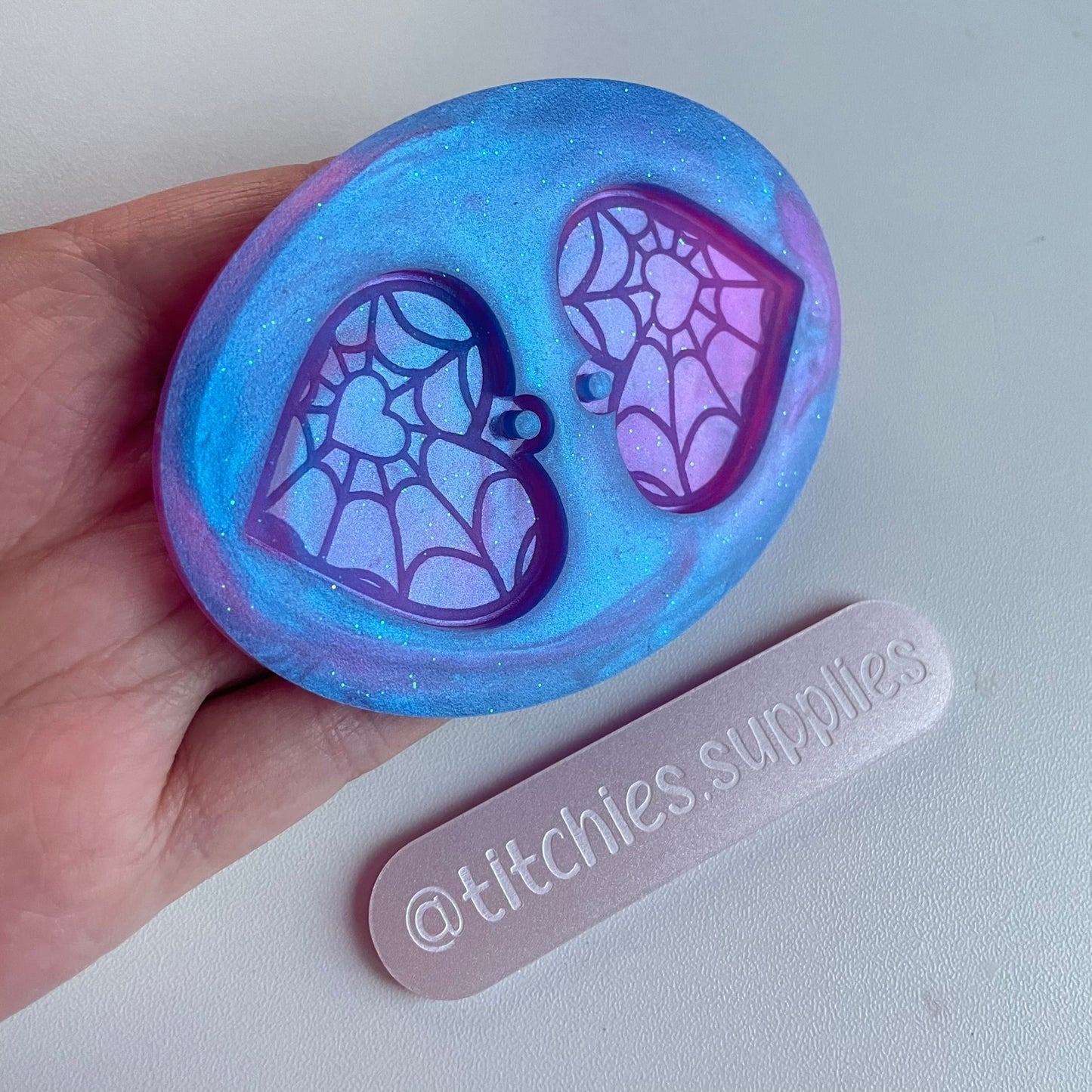 Engraved Heart Web Earring Mould