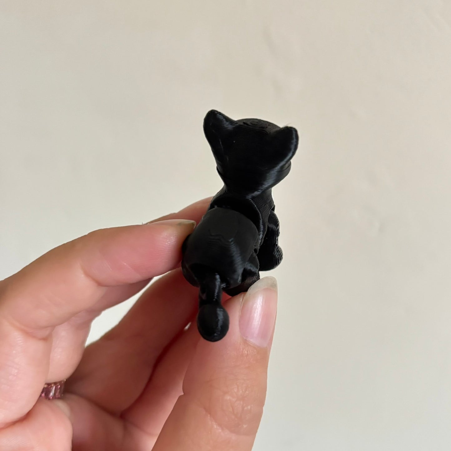 Wiggle Cat Fidget - Tuxedo