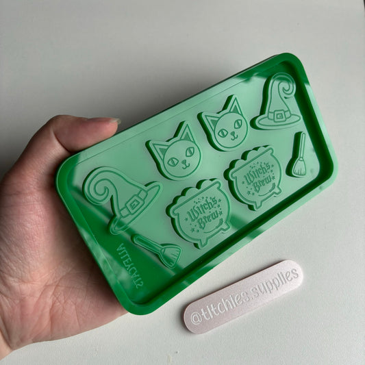 Witches Brew Palette Mould