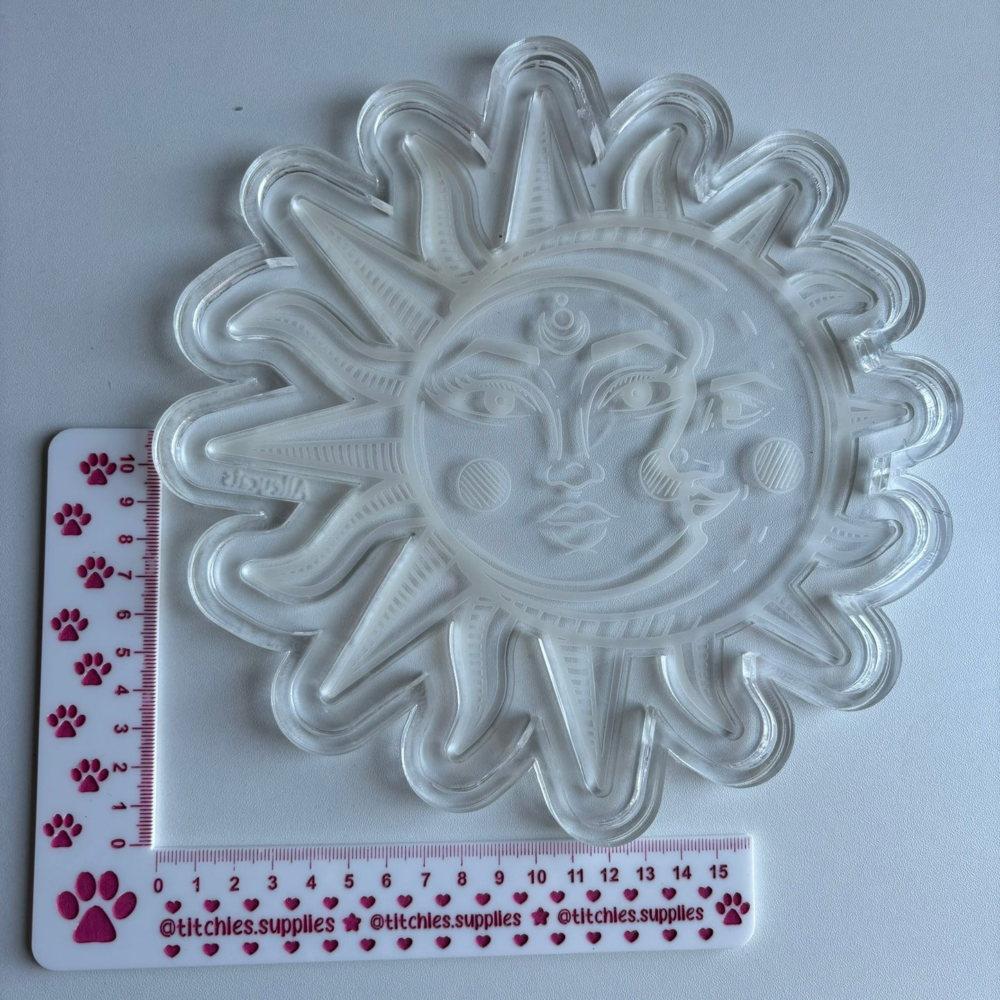 Sun/Moon Wall Hanging Plaque Mould, 5mm Thick
