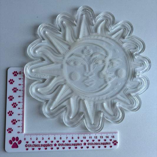 Sun/Moon Wall Hanging Plaque Mould, 5mm Thick