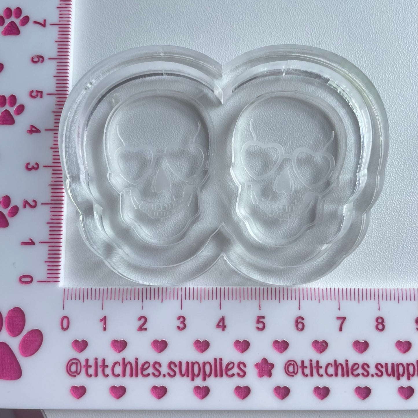 Heart Eyes Skull Earring Mould
