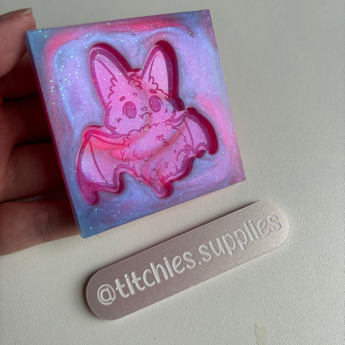 Cute Fluffy Bat Cab Mould