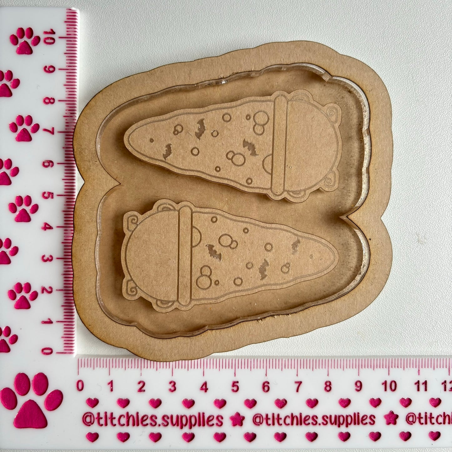 Cauldron Tear Drop Hair Clip/Barrette Mould