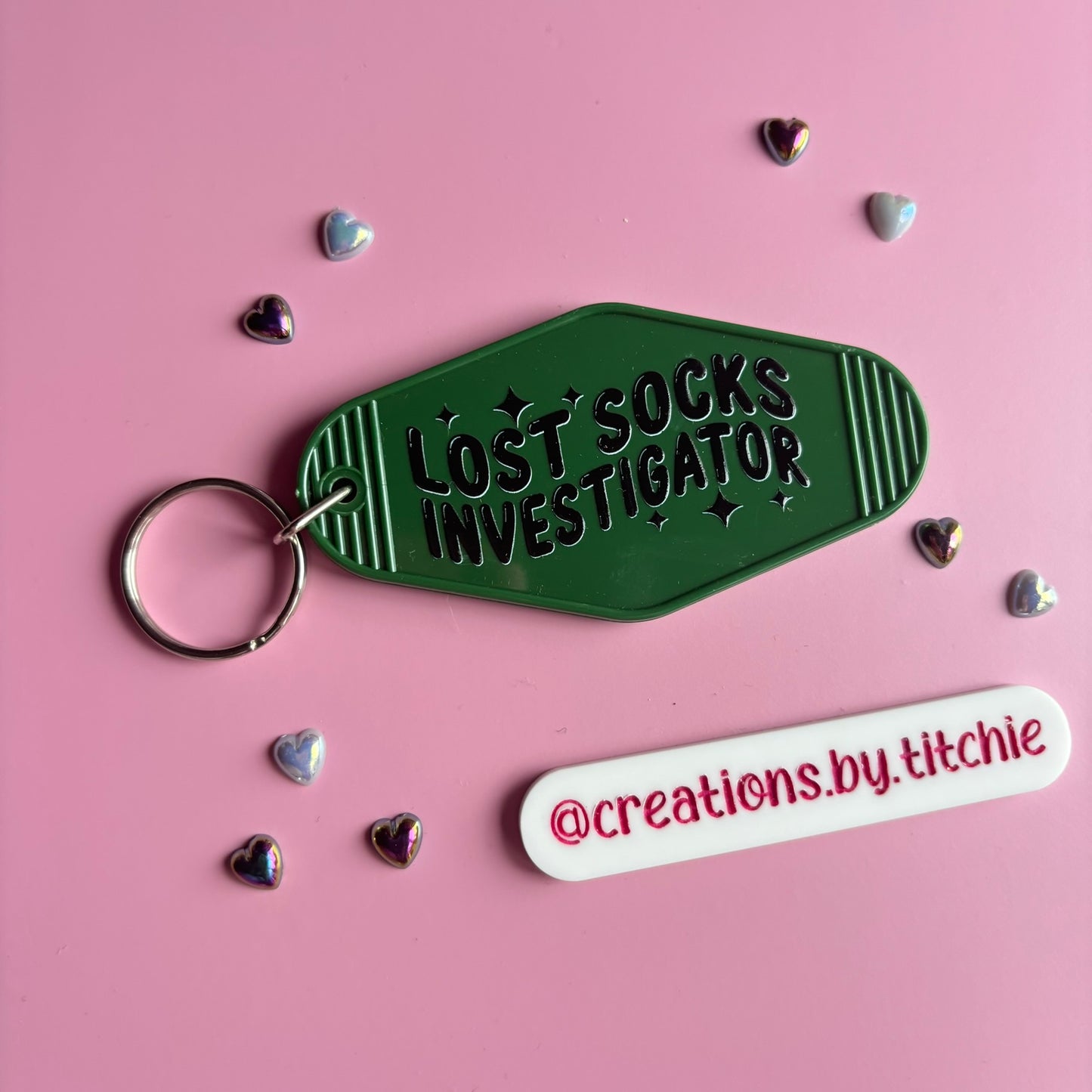 Motel Keyring - Green "Lost Socks Investigator"