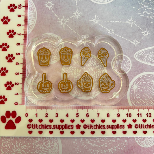Spooky Snacks Stud Palette Mould