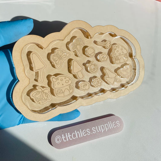 Cottagecore Stud Palette Mould