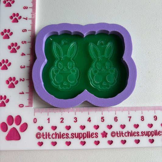 Bunny In A Skull Earring Mould