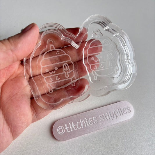 Cute Beehive Earring Mould