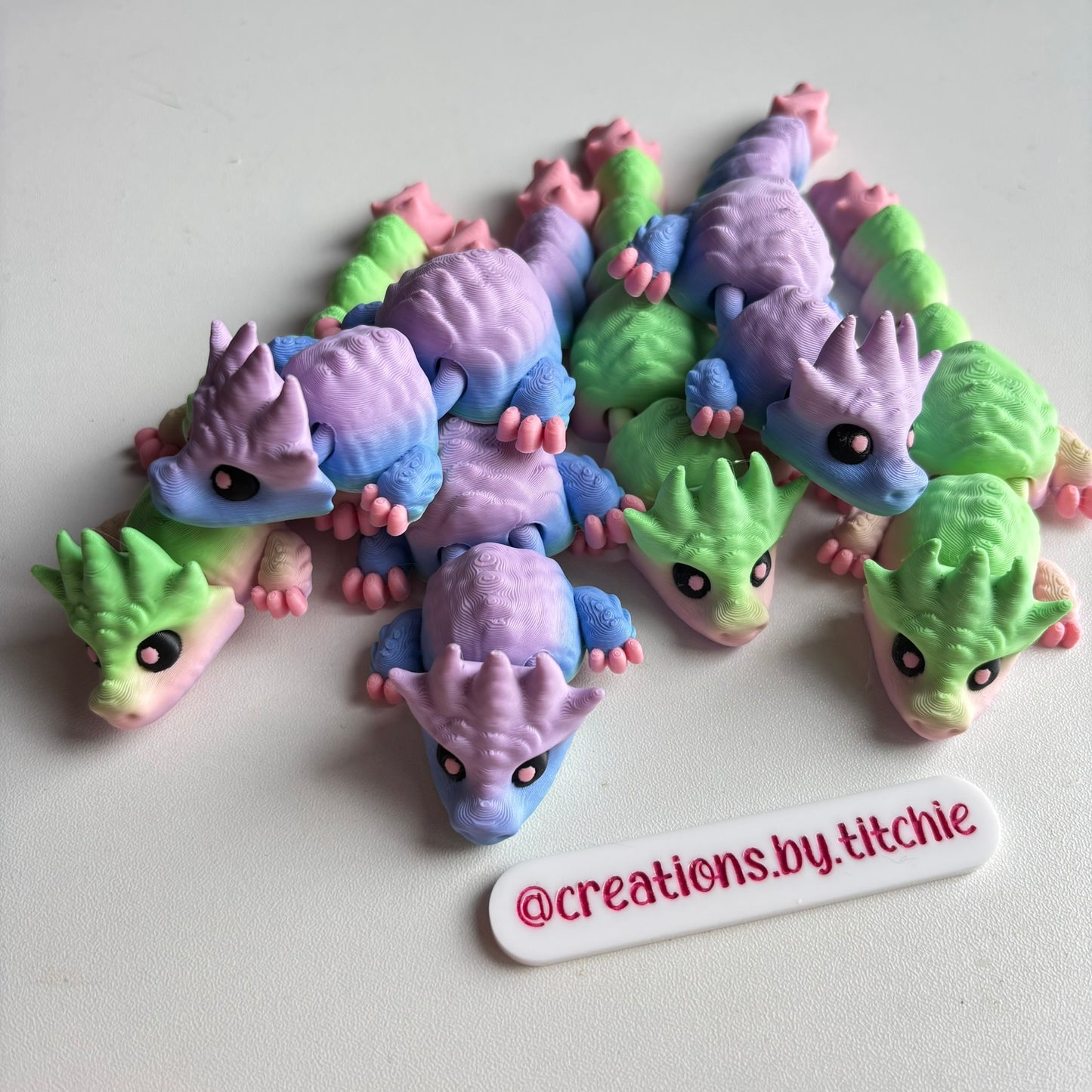 Fidget Medium Multicolour Dragon