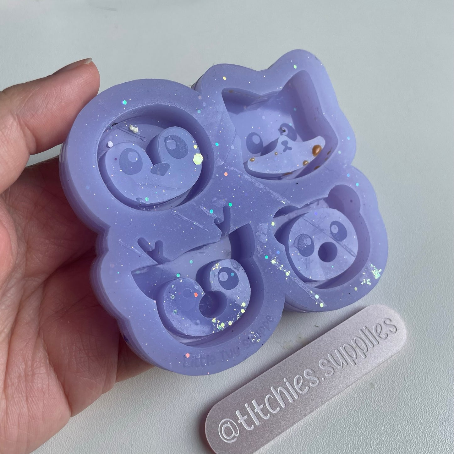 Destash Mold - Festive Animals Shaker Palette