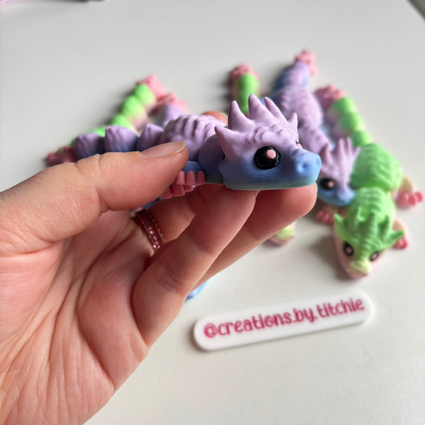 Fidget Medium Multicolour Dragon