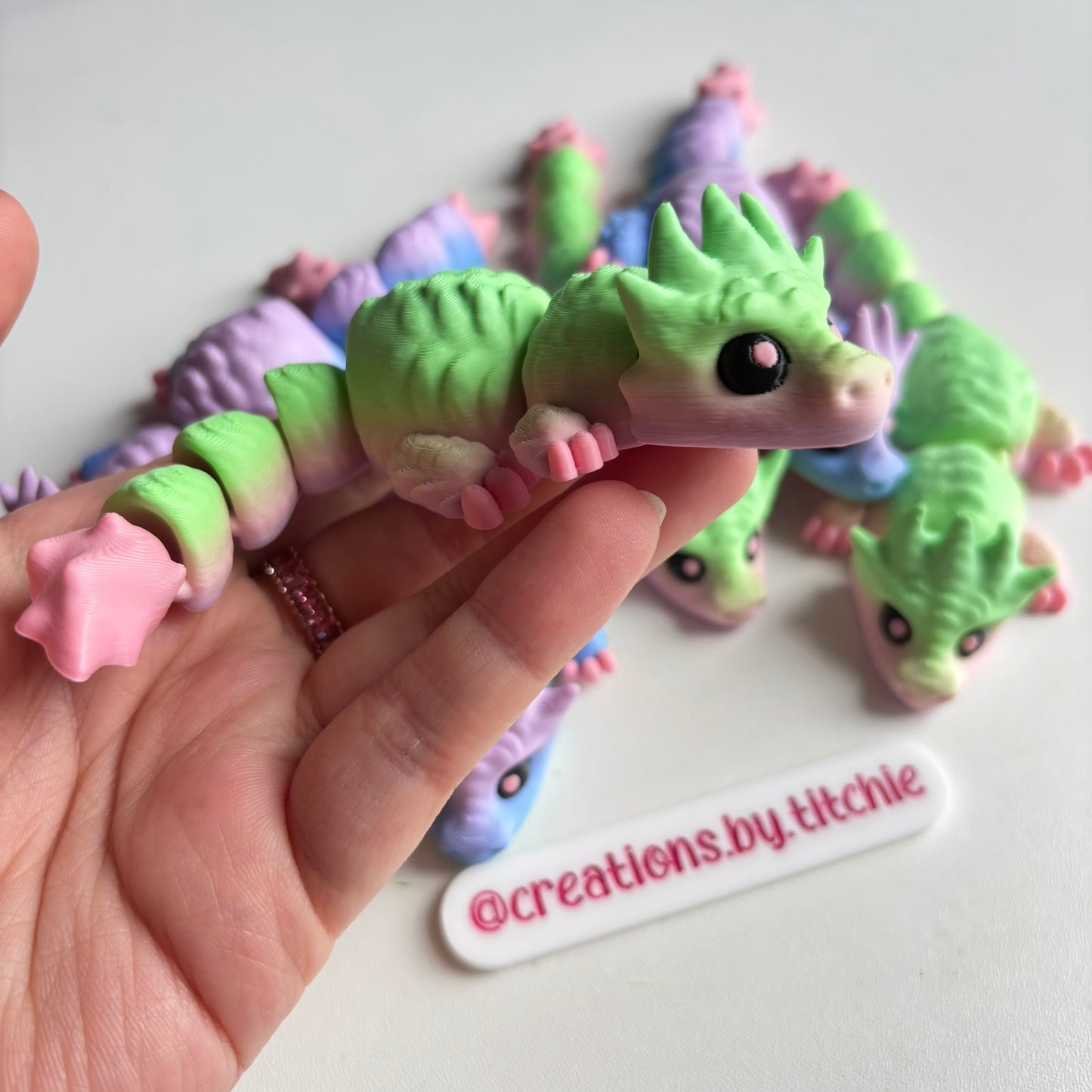 Fidget Medium Multicolour Dragon