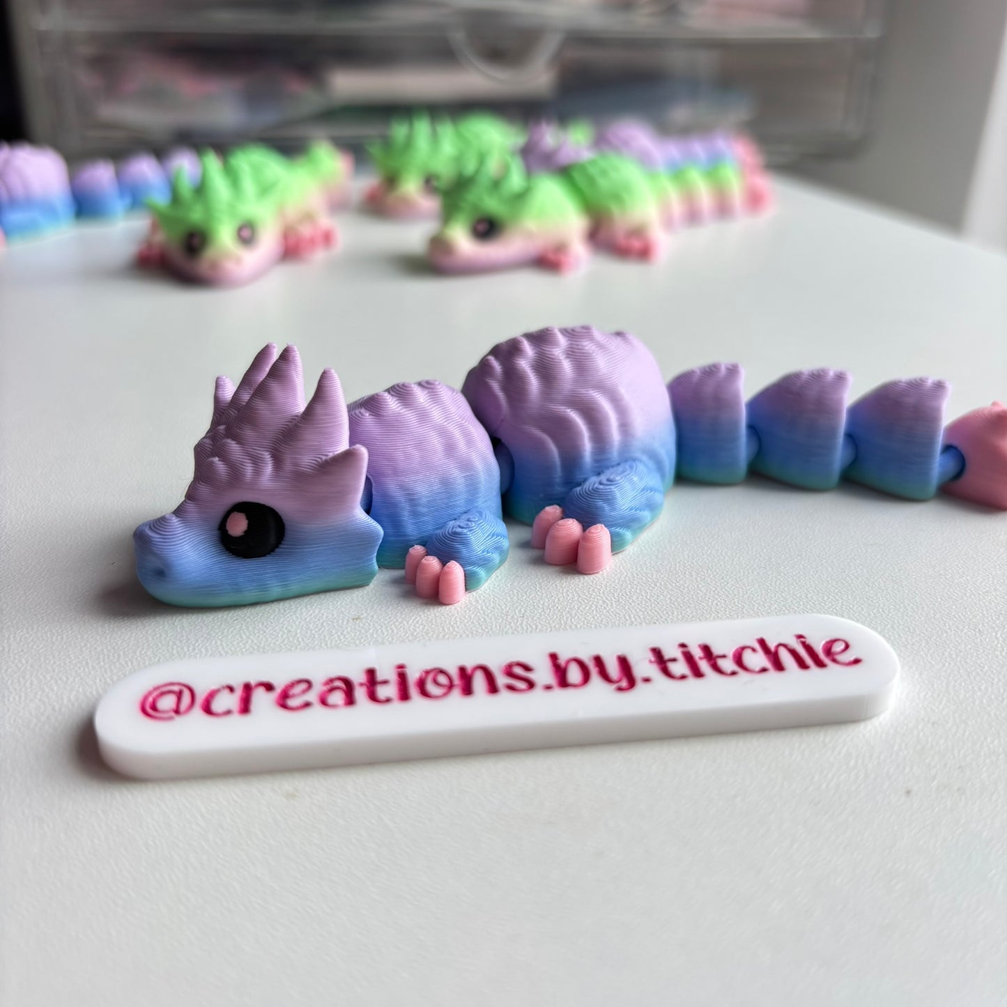 Fidget Medium Multicolour Dragon