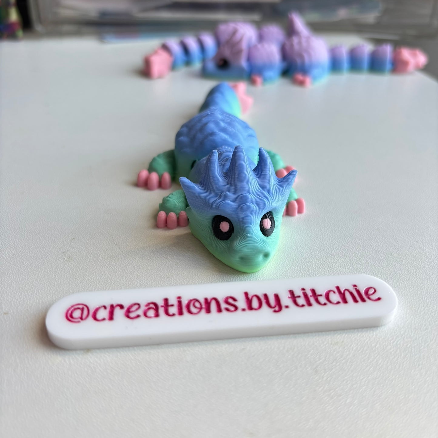 Fidget Medium Multicolour Dragon