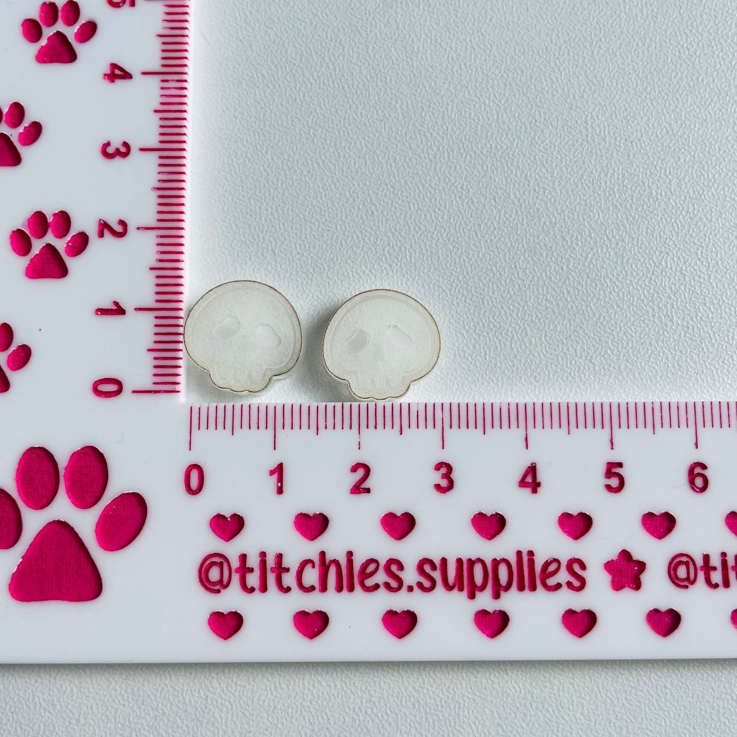 Kawaii Cute Skull Stud Mould