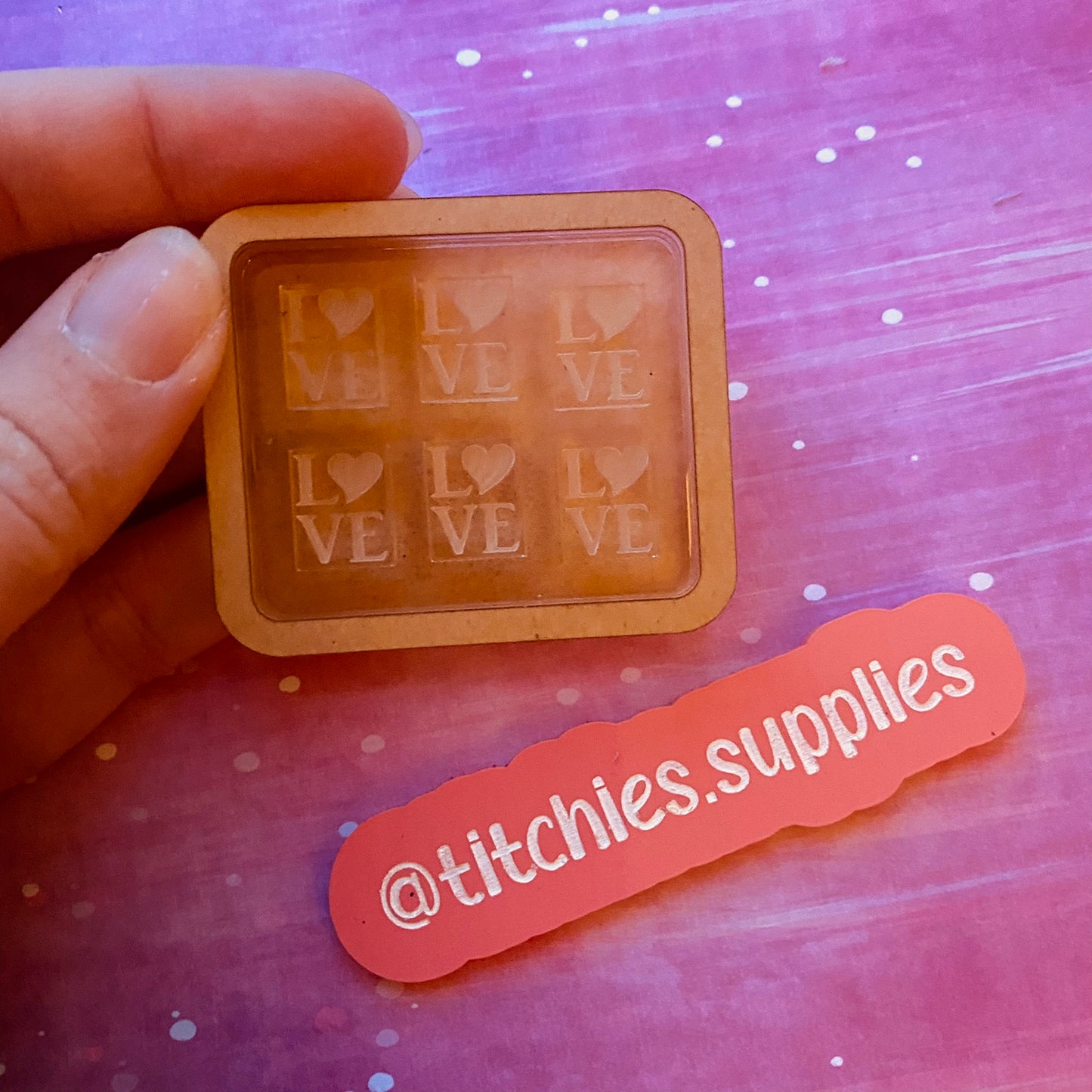 Set of 6 x 1cm Studs/Shaker Fillers Mould - Love Square