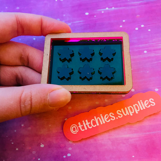 Set of 6 x 1cm Studs/Shaker Fillers Mould - Plain Sakura Flower