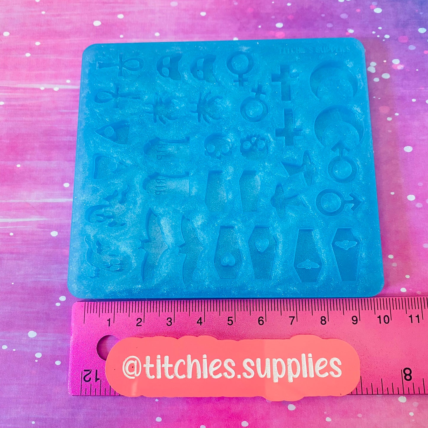 Mini Spooky Stud Earring/Shaker Filler Palette Mould
