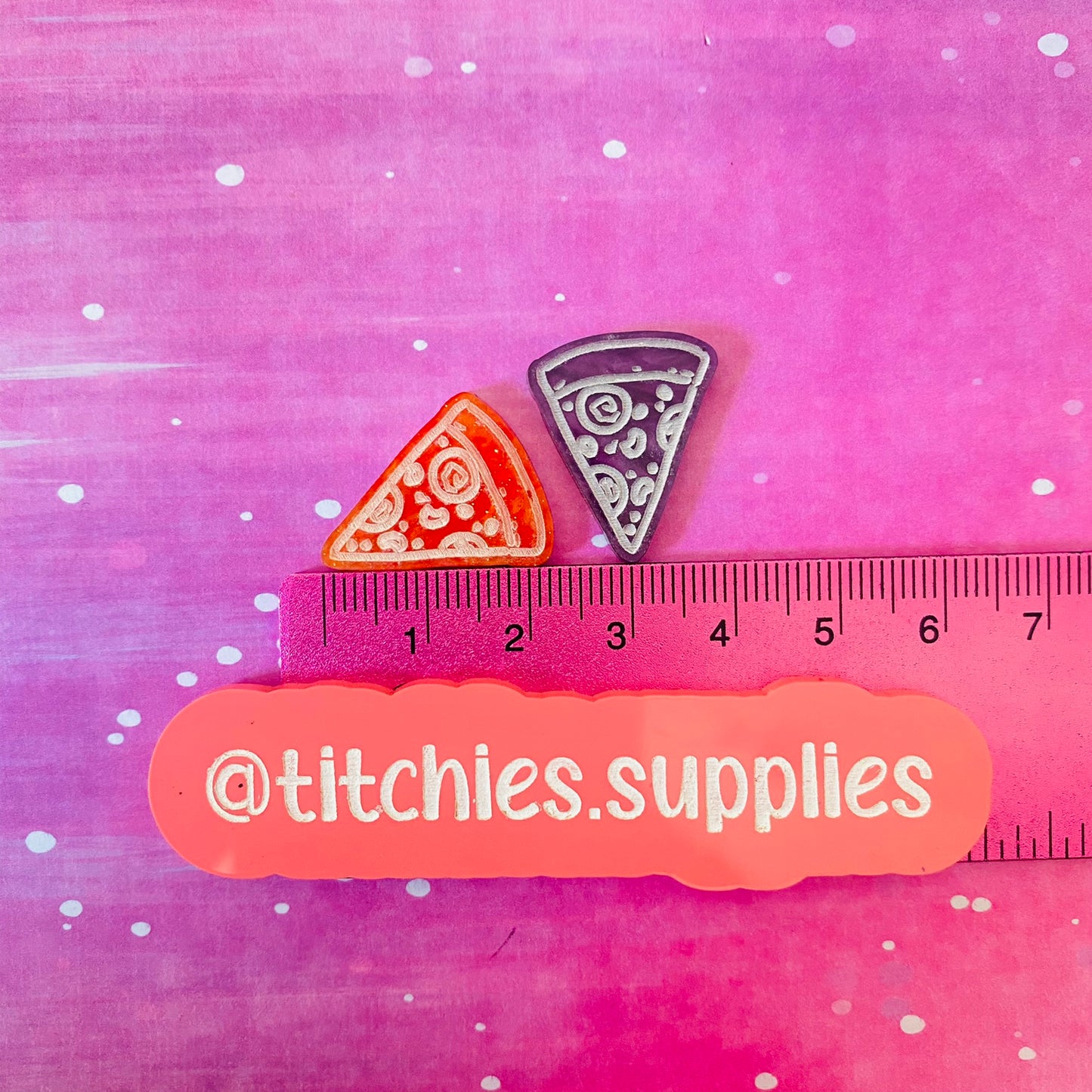 Tiny Pizza Stud Earring/Filler Bit Mould