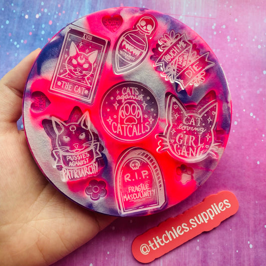 Sassy Cat Palette Mould