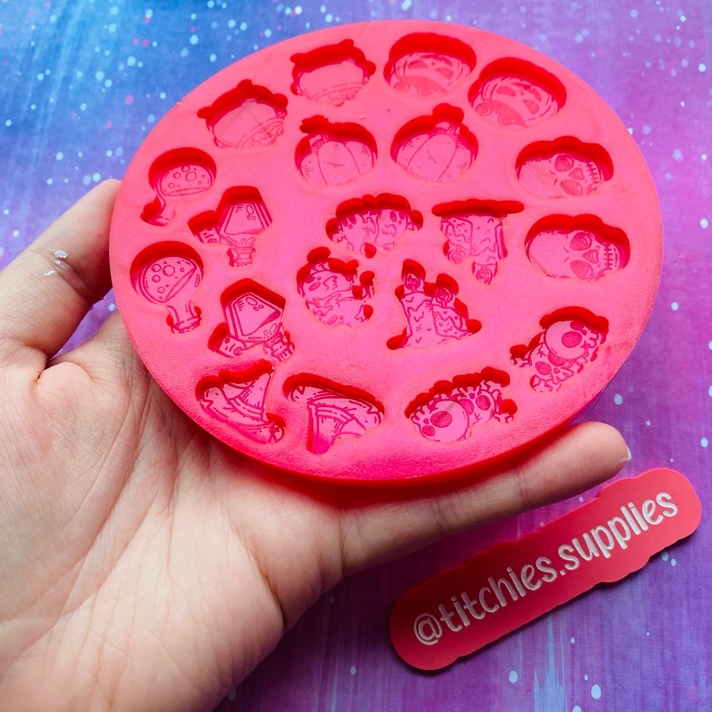 Spooky Pair Stud Earrings Mould - Choose the Design
