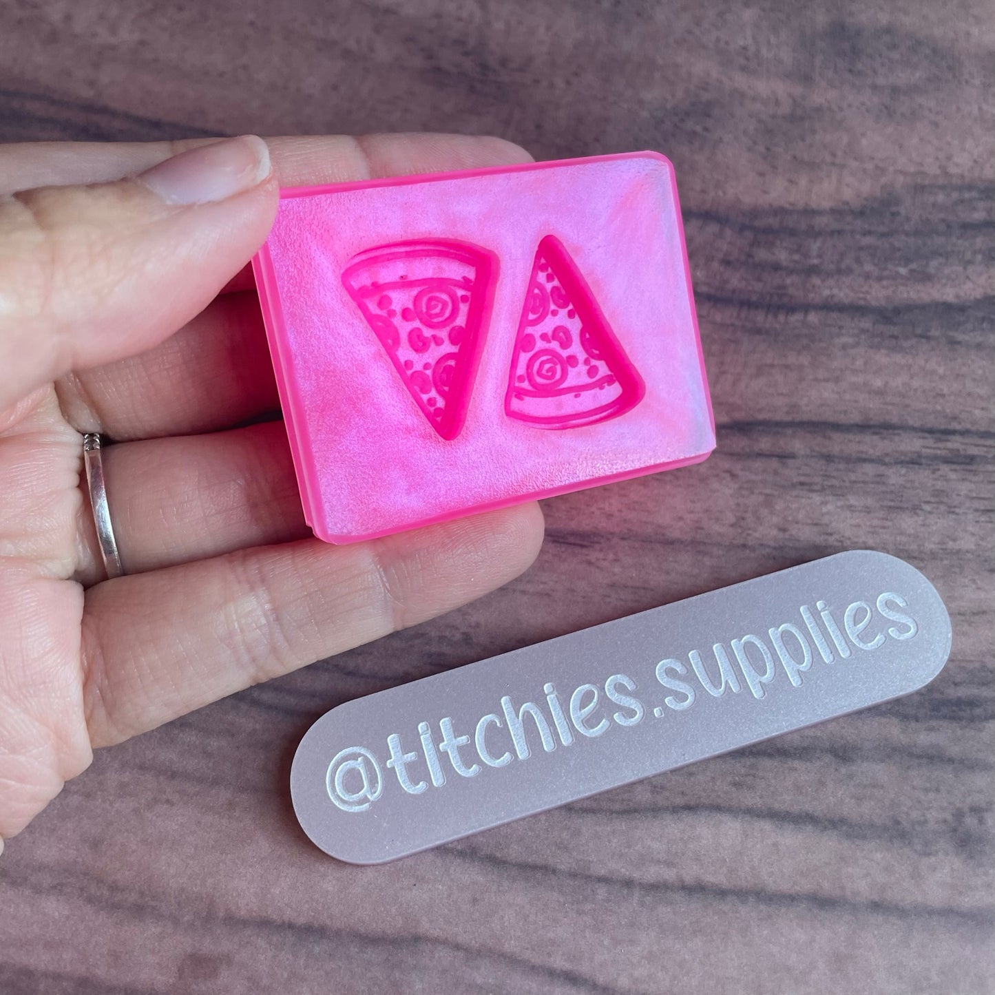 Tiny Pizza Stud Earring/Filler Bit Mould