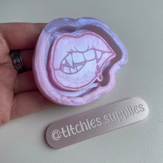 Vampire Mouth Shaker Mould