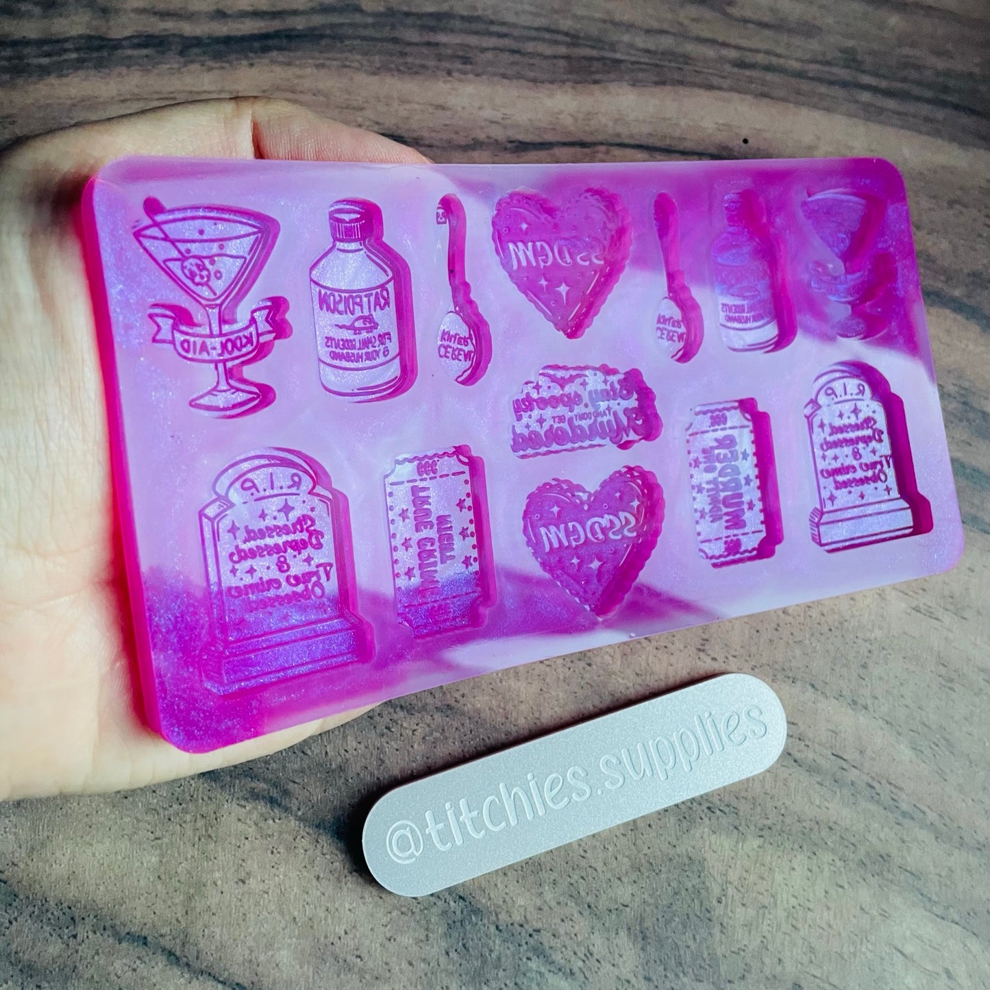 True Crime Palette Mould