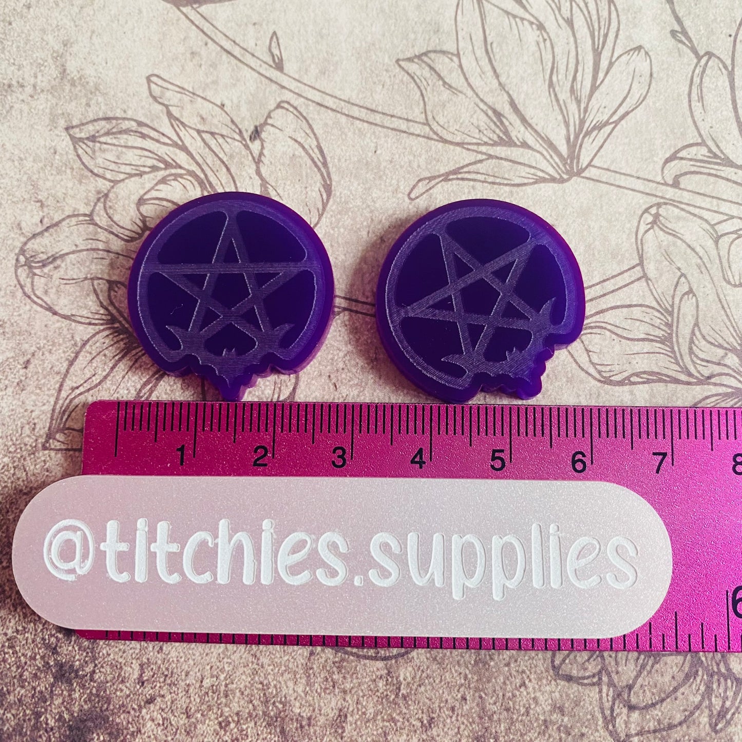 Mini Pentagram Bat Mould