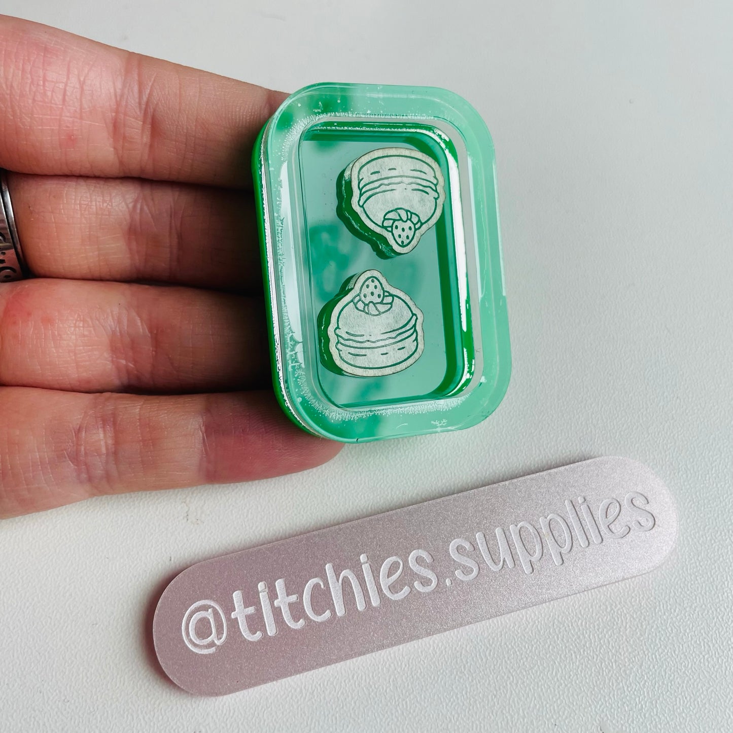 Afternoon Tea Cake Stud Mould