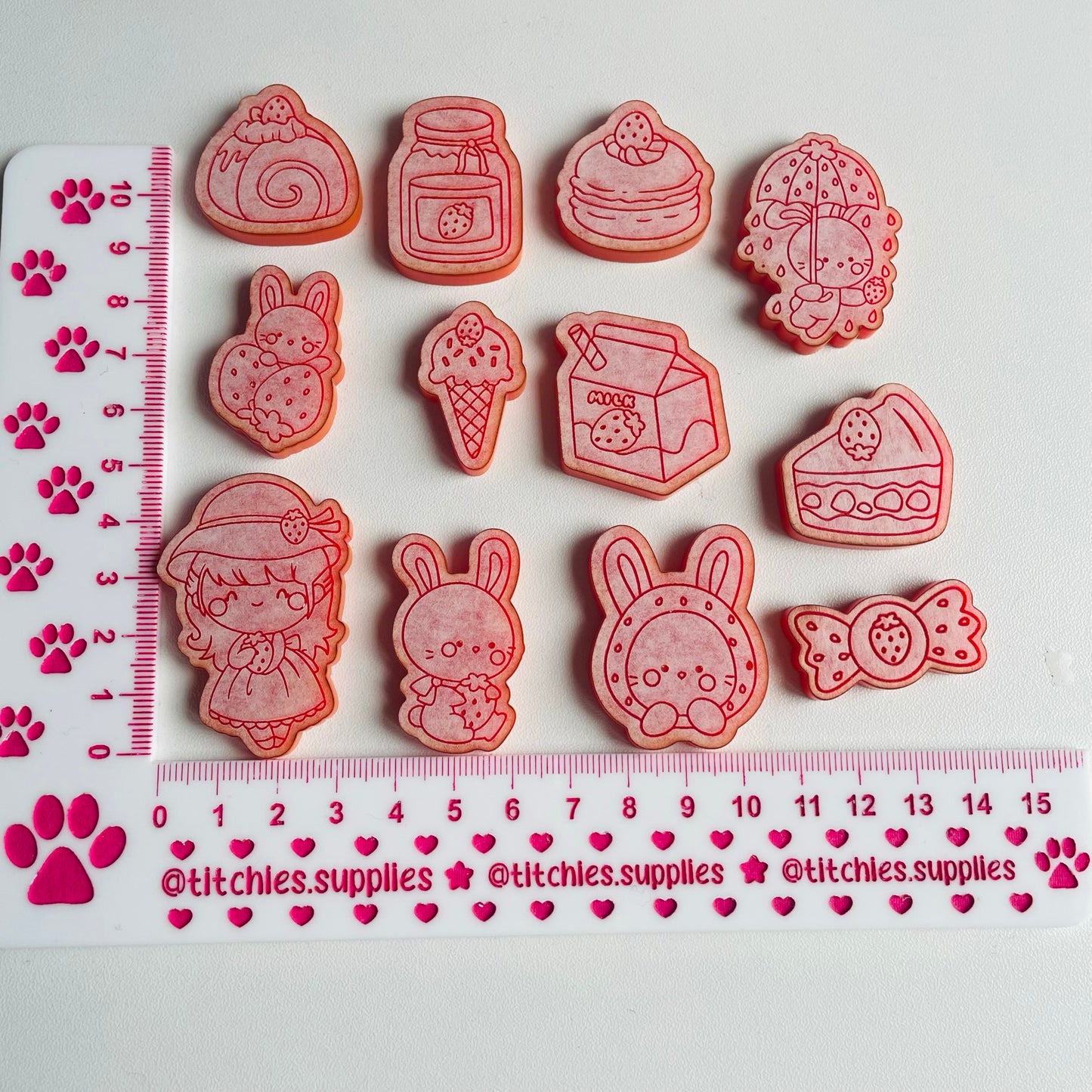 Strawberry Bun Set Mould, 5mm Thick