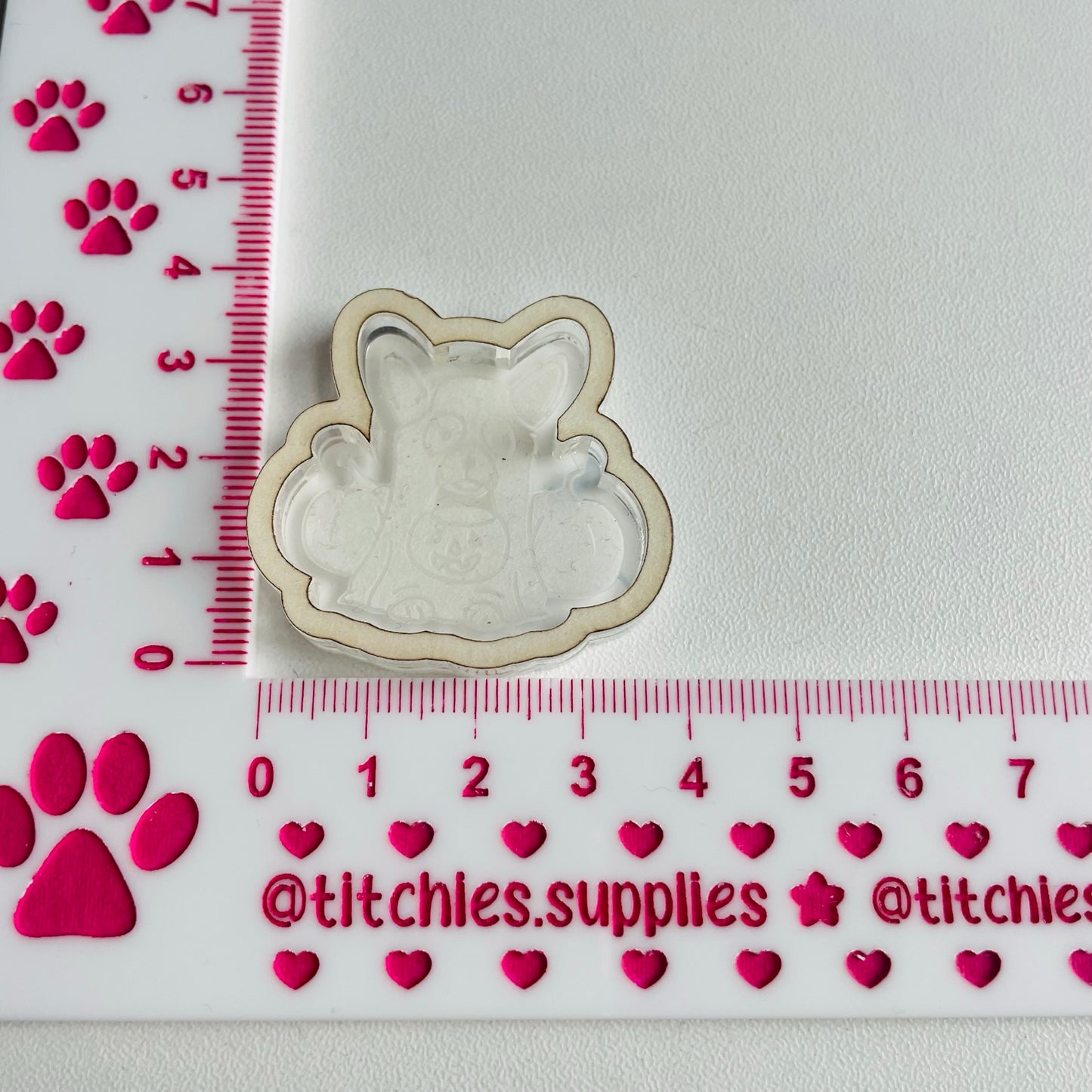 Ghost Doggo Shaker Mould