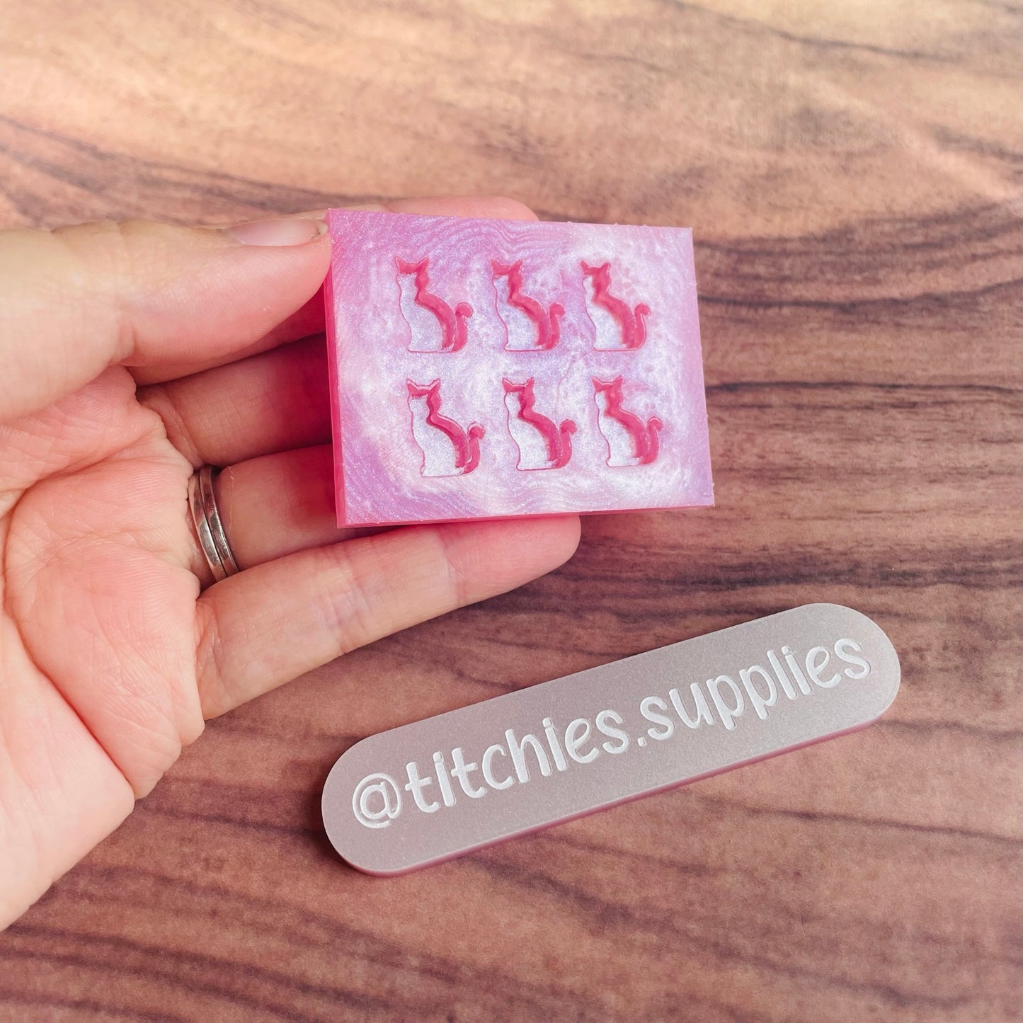 Set of 6 x 1cm Studs/Shaker Fillers Mould - Full Cat