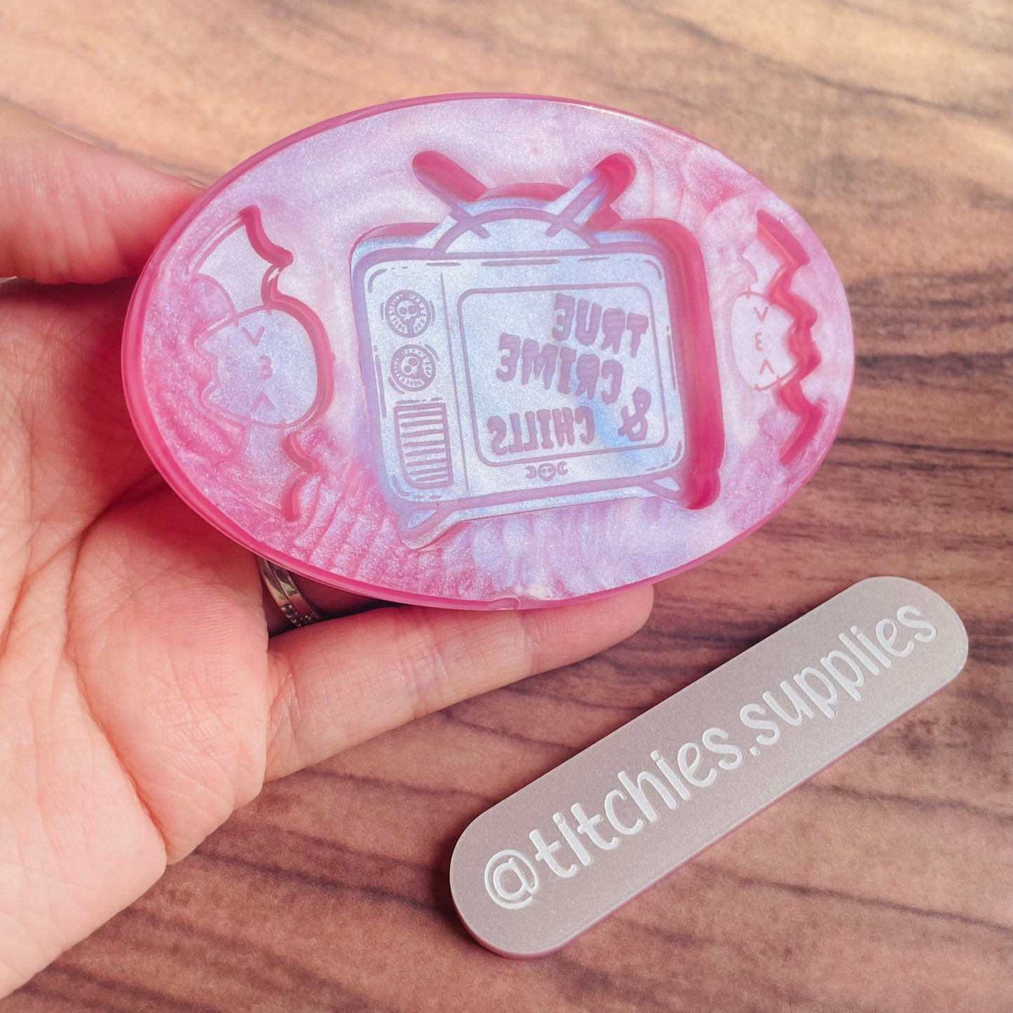 True Crimes and Chill with Mini Kawaii Bats Mould, 5mm Thick