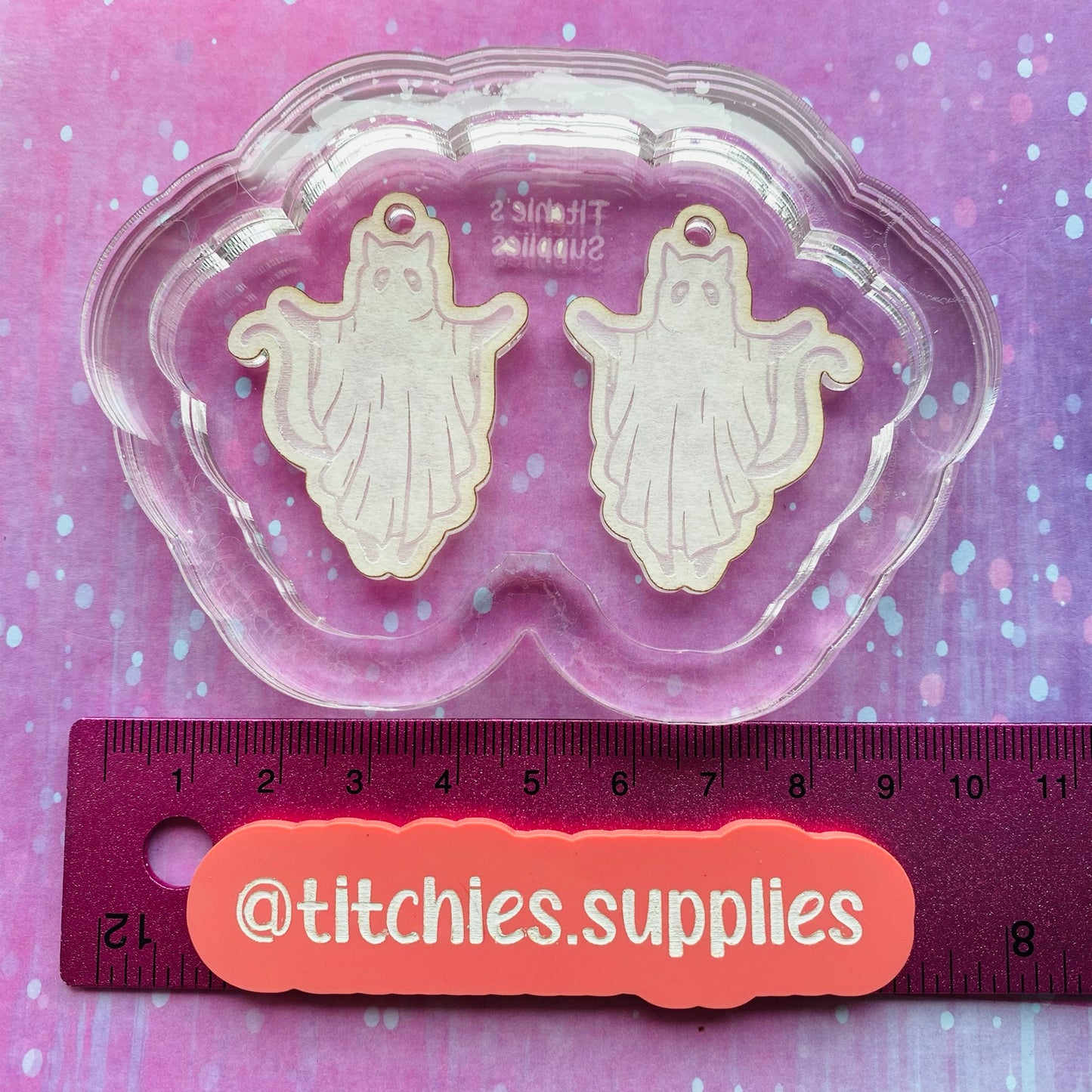 Dancing Cat Ghost Earring Mould