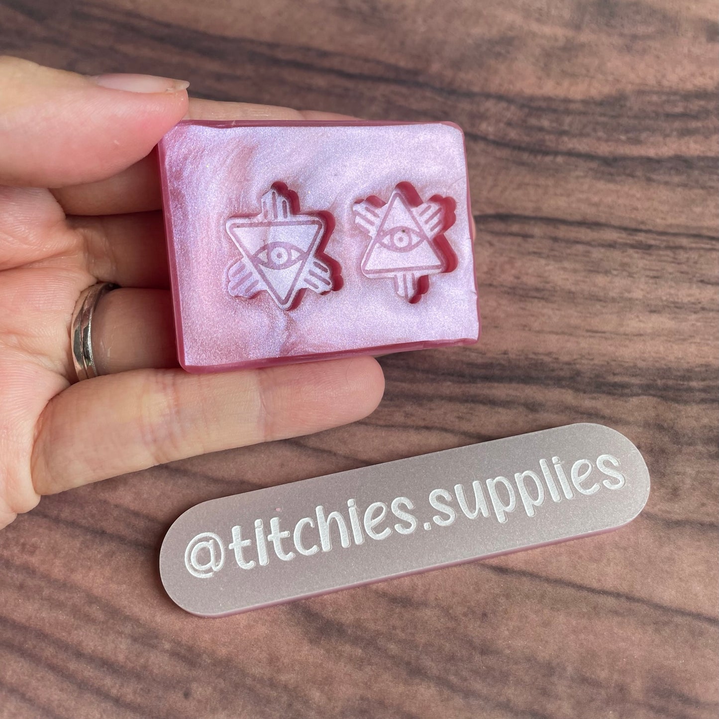 Mini Mould - Triangle Eye