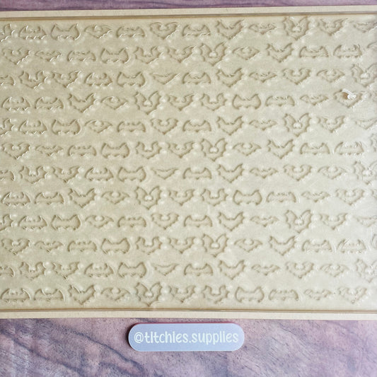 Bats Silicone Doming Mat