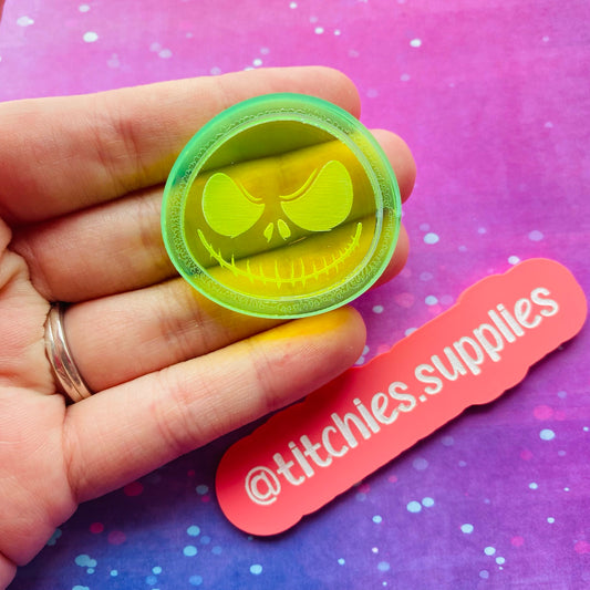 Skeleton Face Shaker Mould