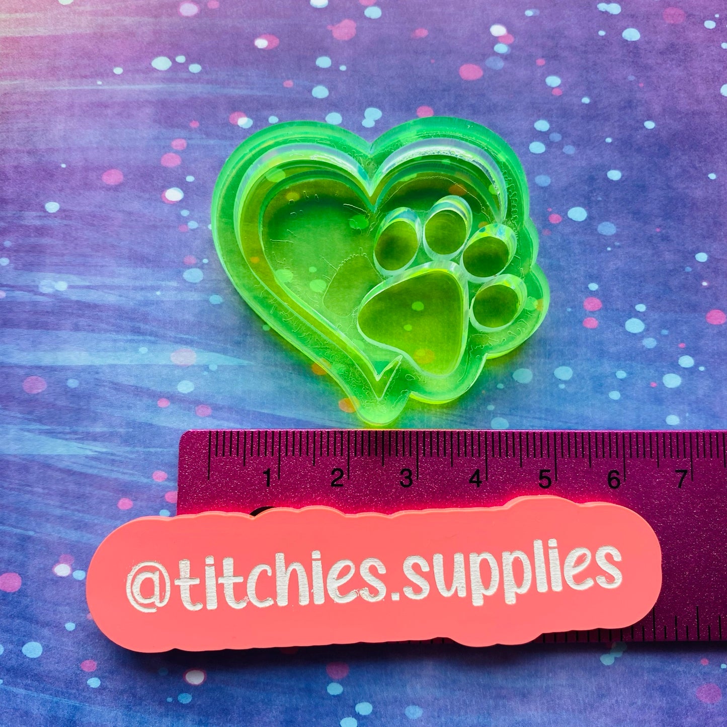 Heart and Paw Shaker Mould
