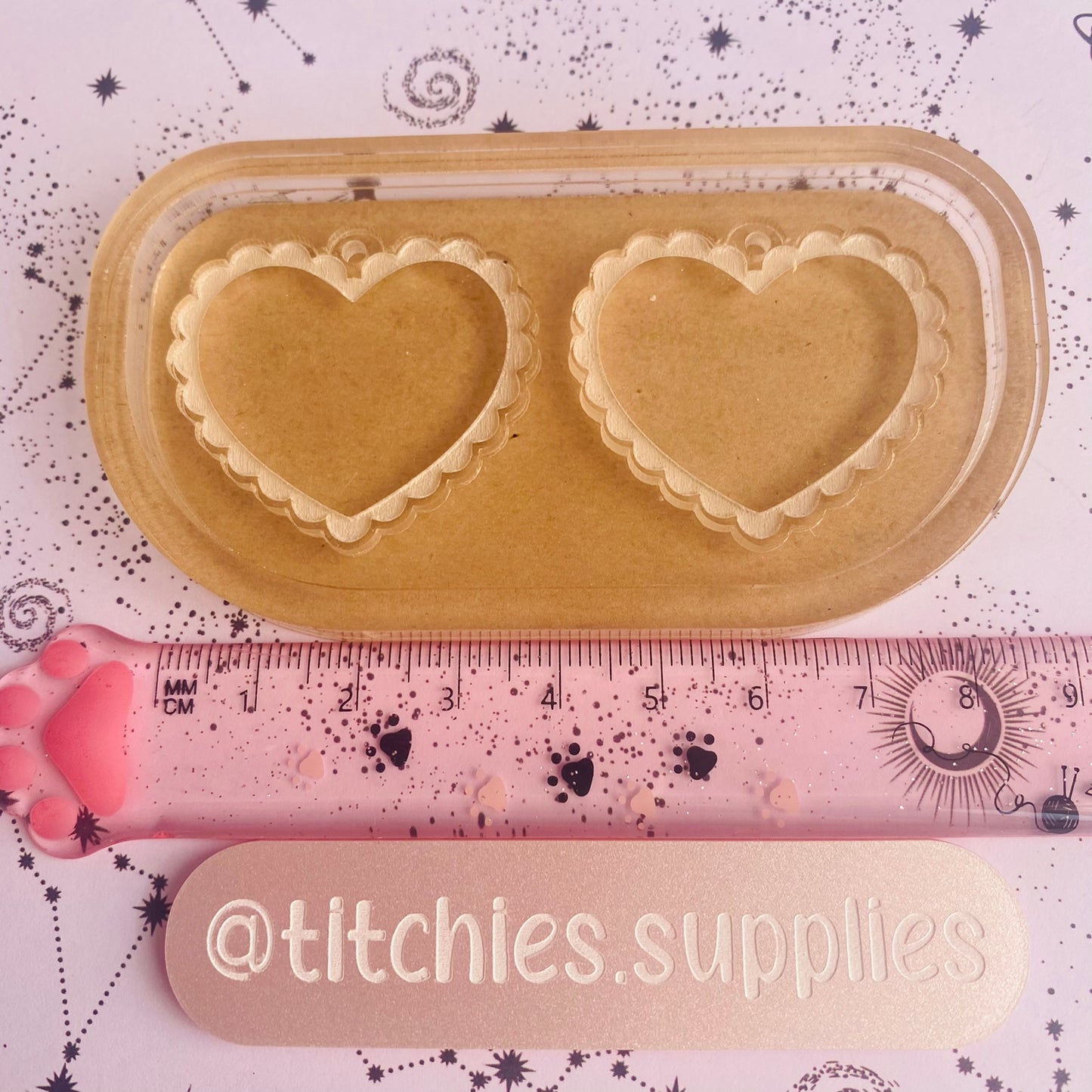 Frilly Heart Earring Mould