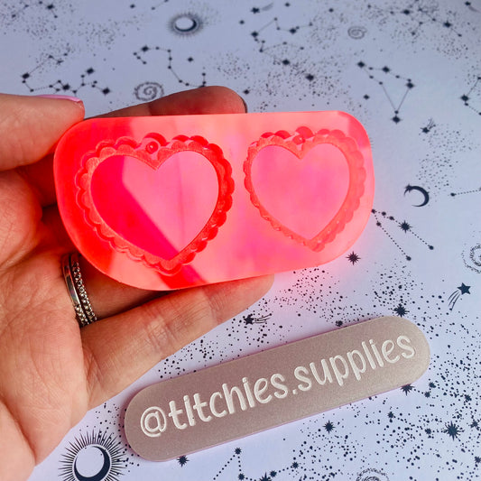 Frilly Heart Earring Mould