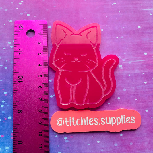 Large Sleepy Cat Mould, 5mm Thick