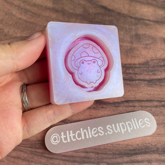 Toadstool Frog Shaker Mould