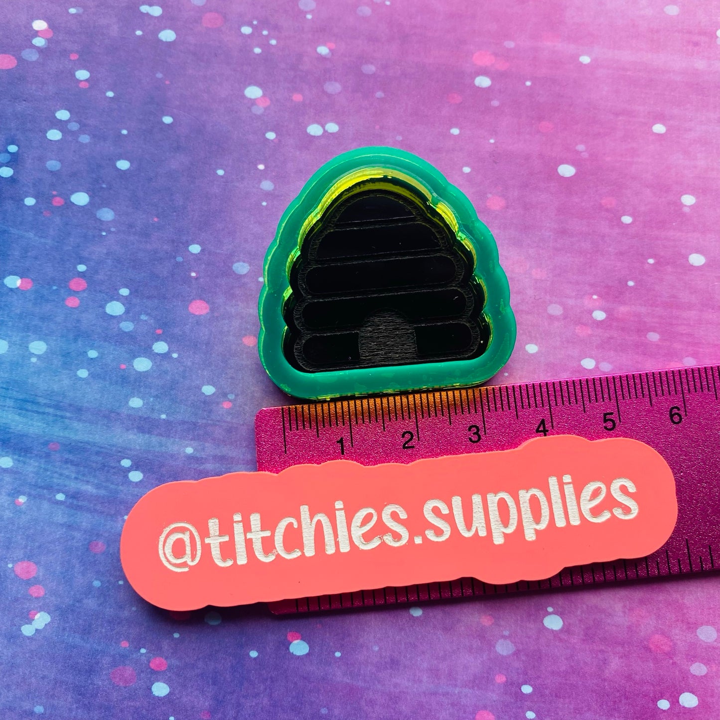 Bee Hive Shaker Mould