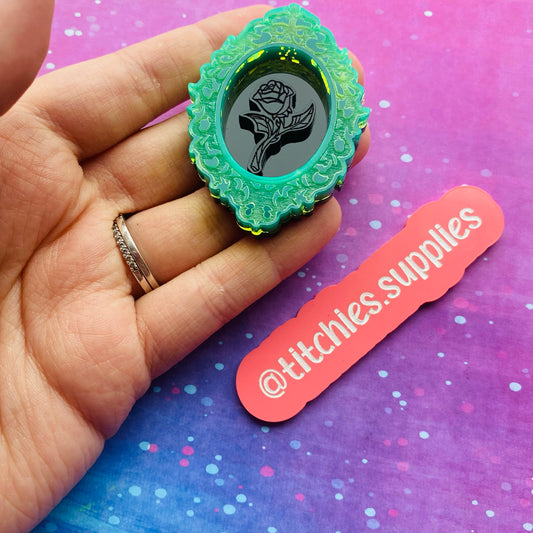 Framed Rose Shaker Mould