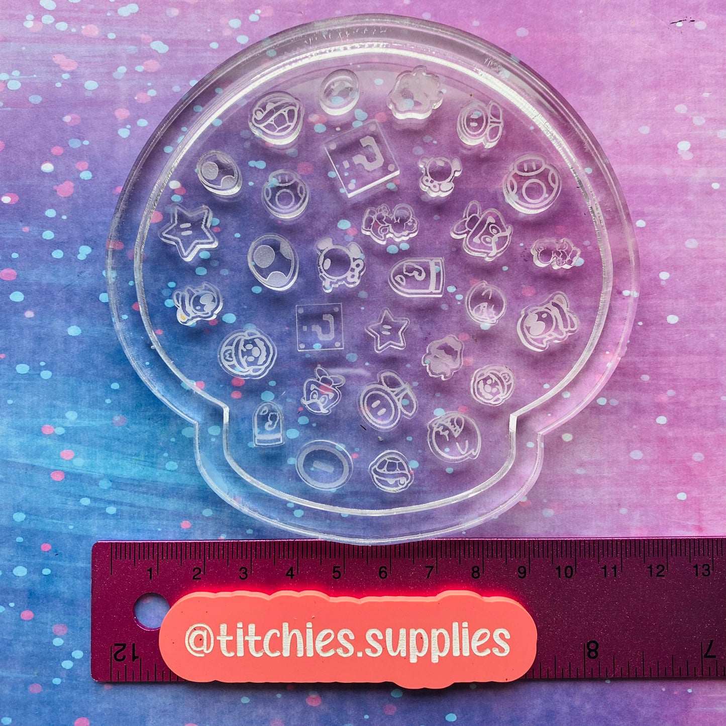 Mini Studs/Shaker Filler Character Palette Mould