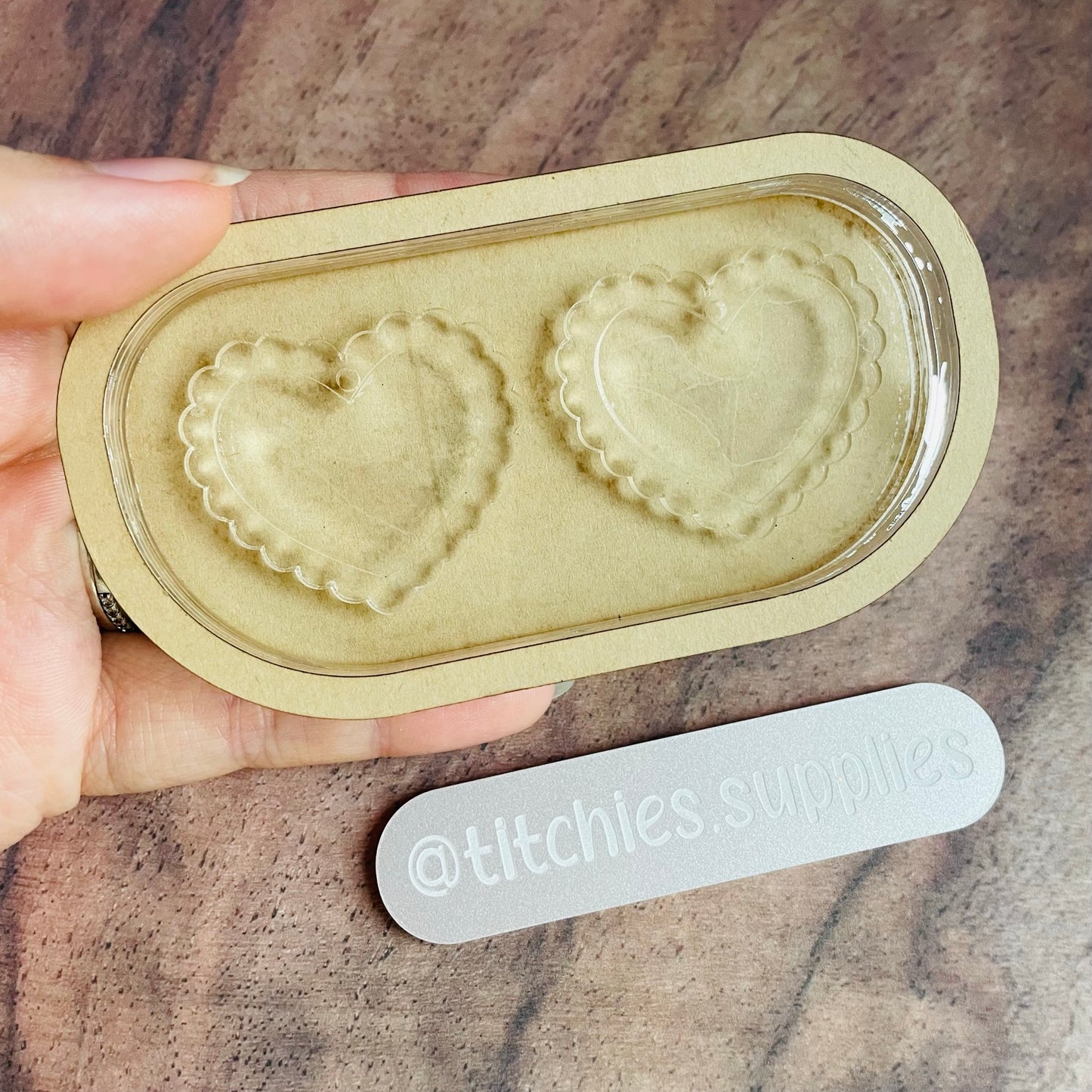 2 Layer Scalloped Heart Earring Mould